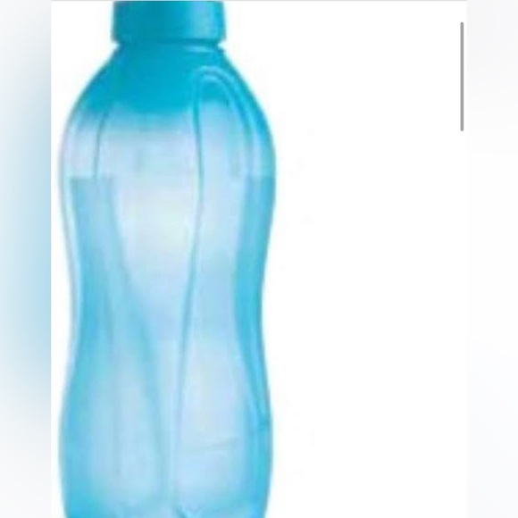 Tupperware Water Bottle— Surprise Color and Size with Purchase of other Item - Picture 2 of 7